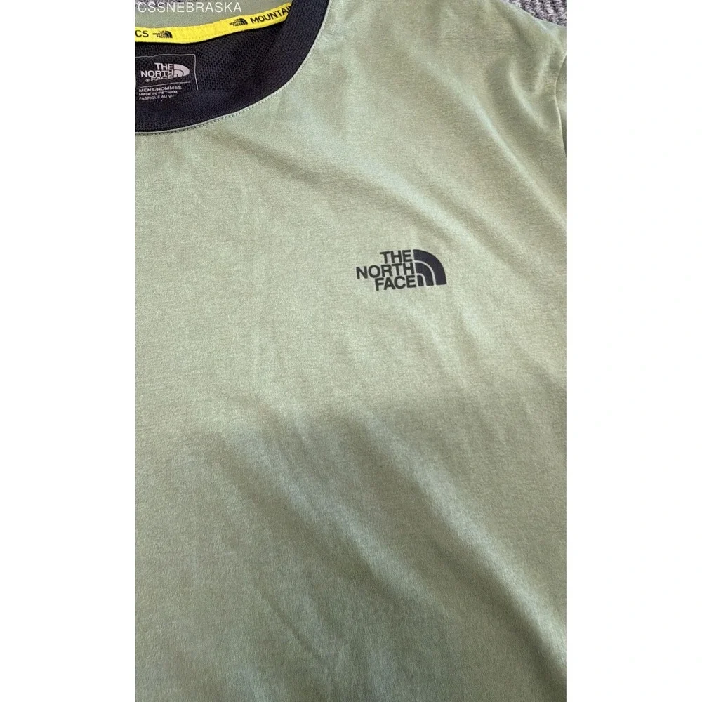 The North Face Men's Mountain Athletics FlashDry-XD Green Shirt Sz XL